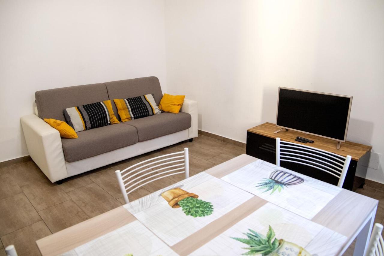 Sannio Deluxe Apartment - San Giovanni Рим Екстериор снимка