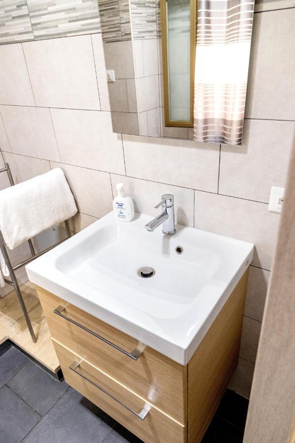 Sannio Deluxe Apartment - San Giovanni Рим Екстериор снимка